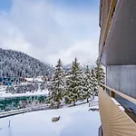 Peaks Place & Laax