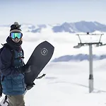 Peaks Place & 4* Laax