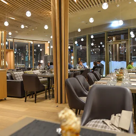 Peaks Place & 公寓式酒店 莱克斯