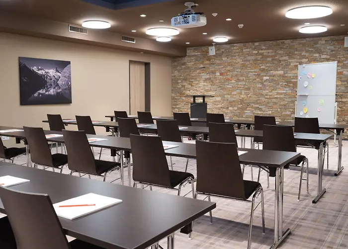 Peaks Place & 4* Laax