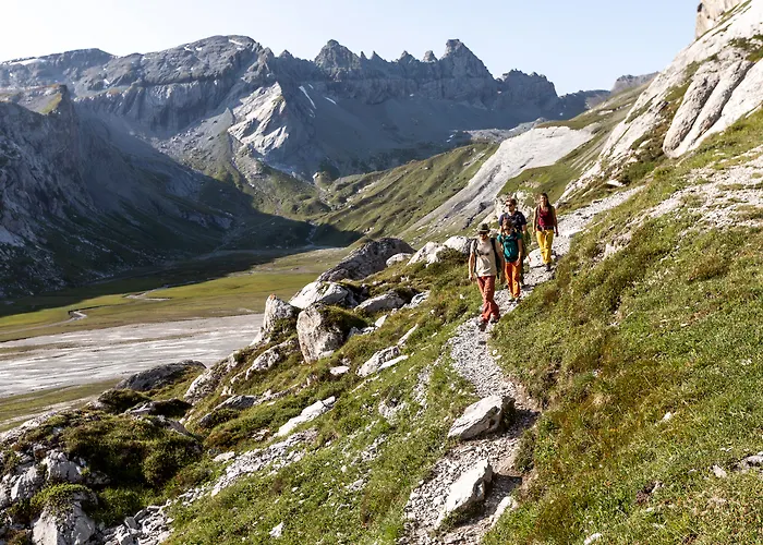 Apart Otel Peaks Place & Laax