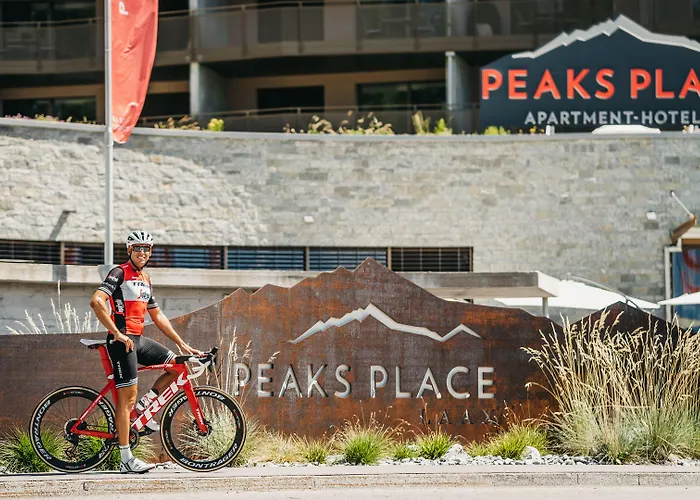 Peaks Place & Apart Otel Laax