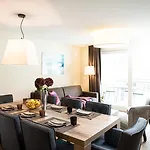 Peaks Place Апарт-отель
