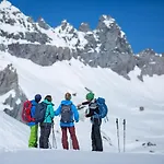 Апарт-отель Peaks Place