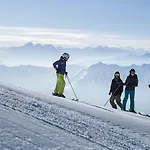 Peaks Place Апарт-отель