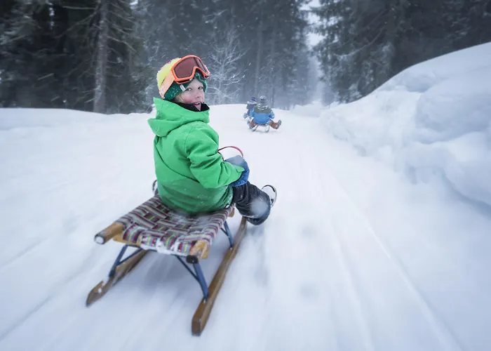 Peaks Place & Aparthotel 4*