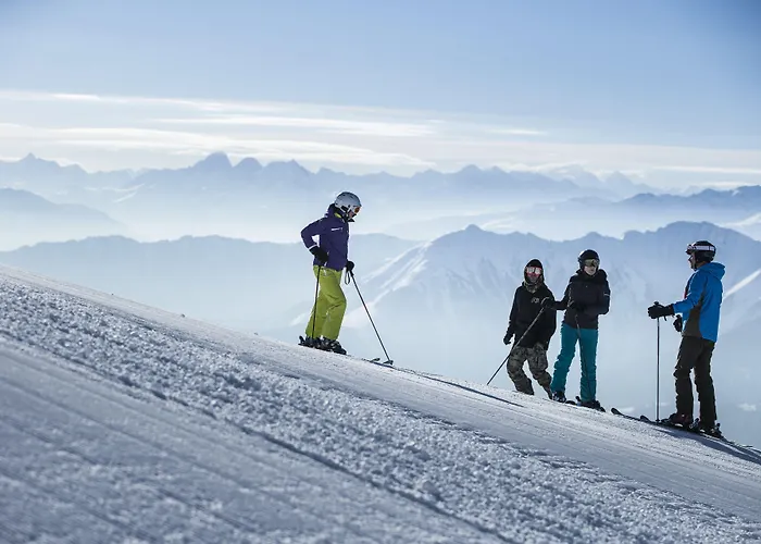 Peaks Place & Aparthotel