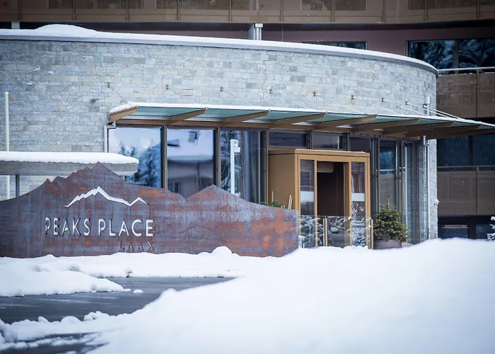 Peaks Place & Aparthotel Laax